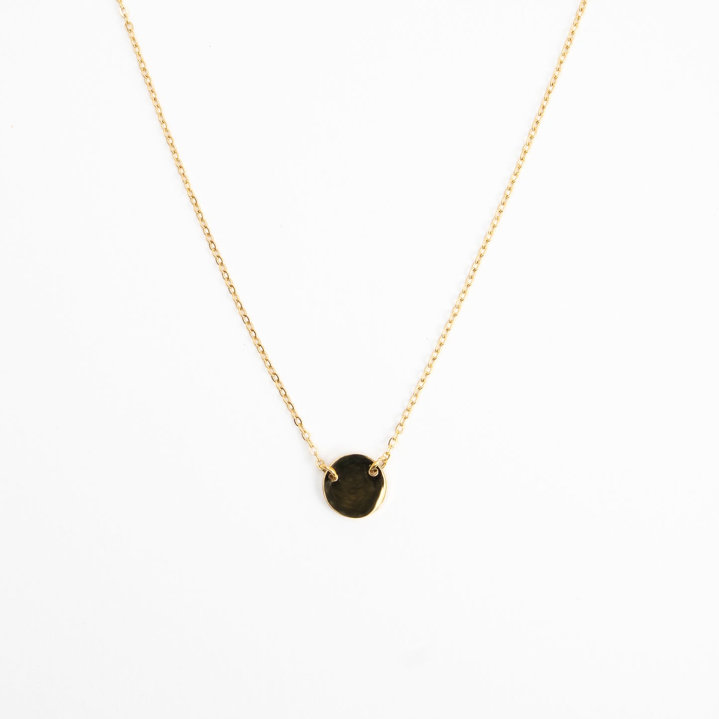 Timeless Glow Gold Round Necklace