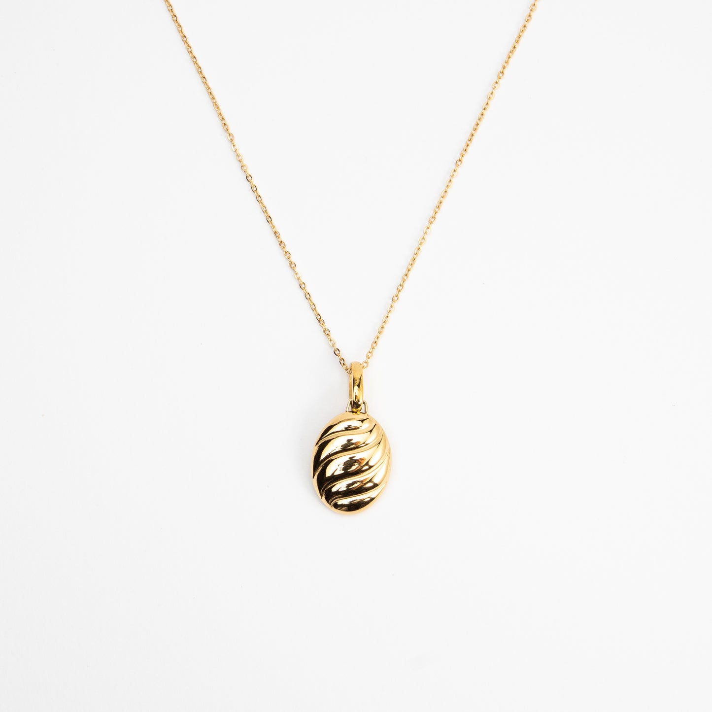 Engraved Oval Pendant Necklace