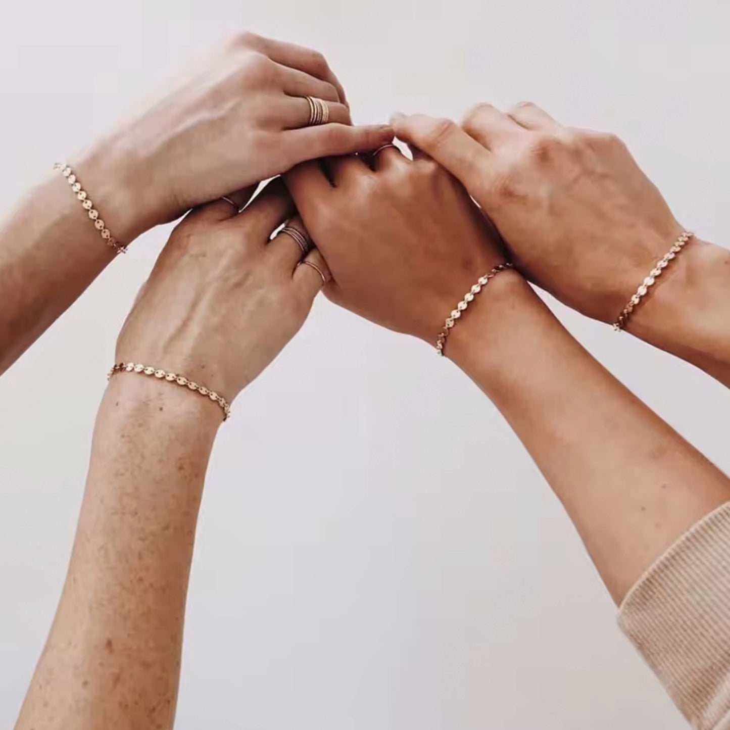 Round Connected Circles Bracelet